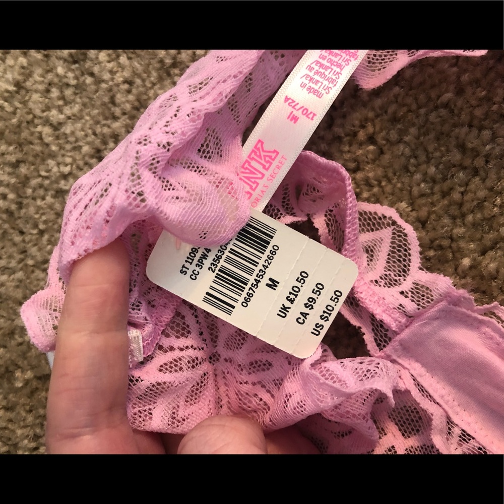 Lot of 3 VS PINK lace thongs - Picture 3 of 7